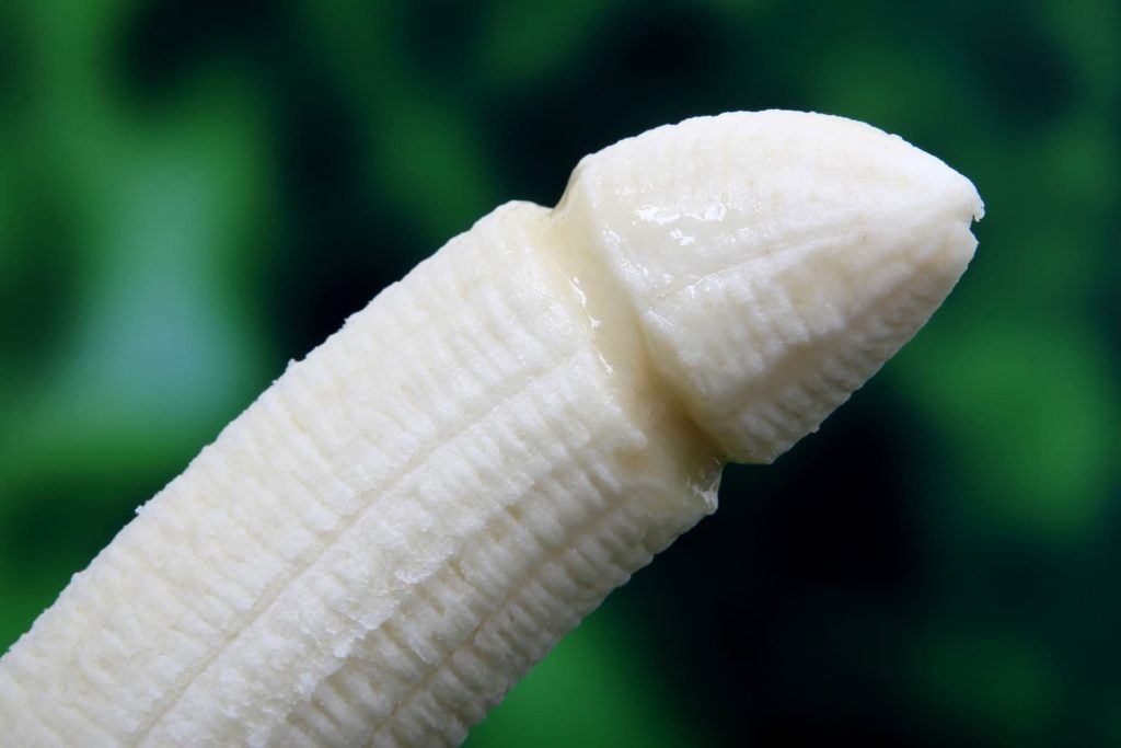 Размер имеет значение? Банан имитация полового органа